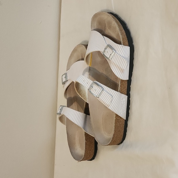 Womens Birkis by Birkenstock Sandals Size 39 L8 M6 - Picture 3 of 5